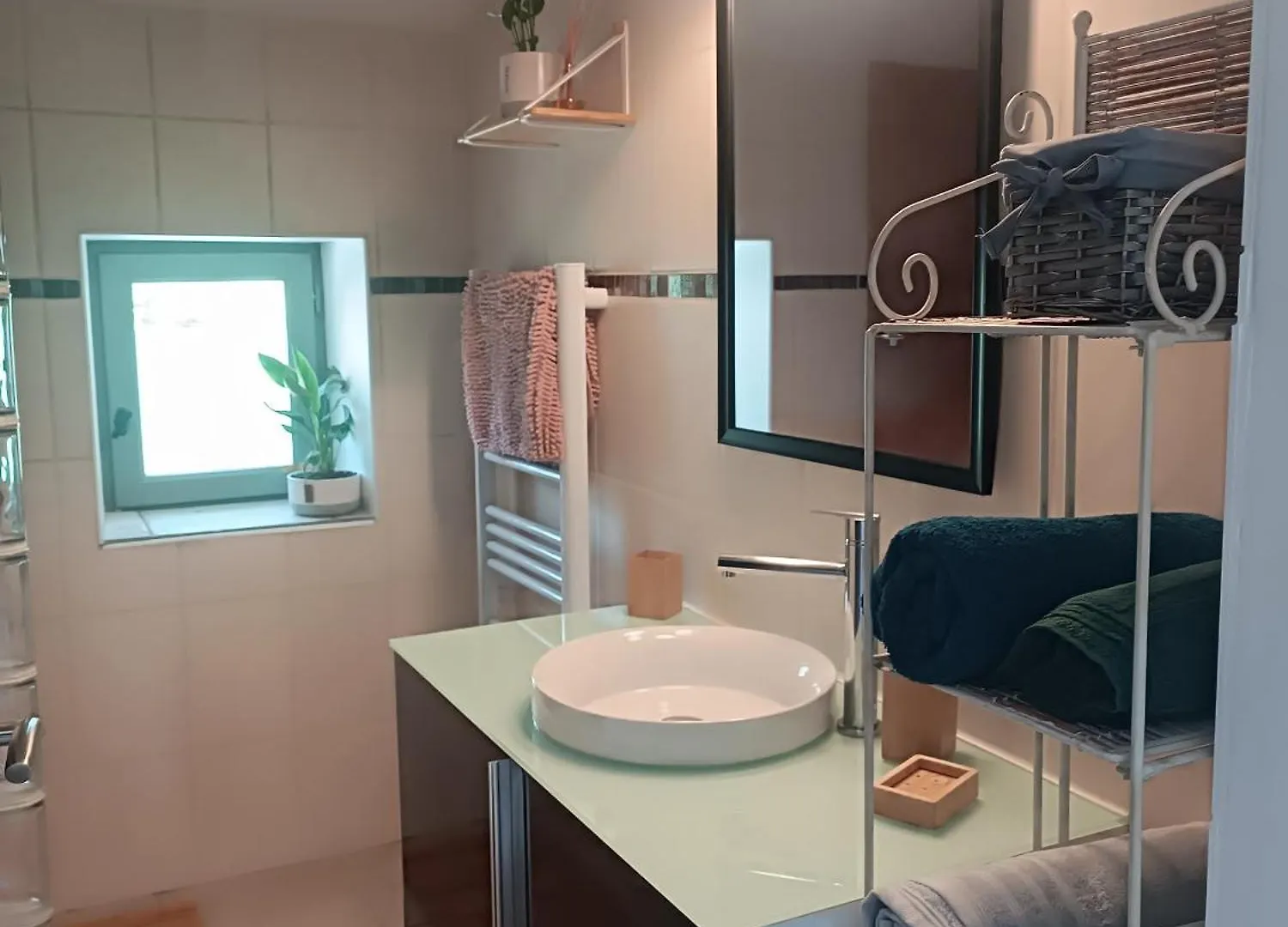 La Feniere Gite Dans Mas Avec Piscine Apartment Solerieux 0*,  France